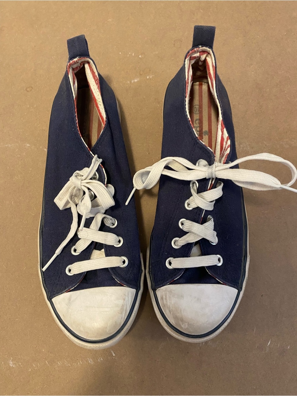 Classic Navy Canvas Women's Sneakers with White Laces - Unbranded
